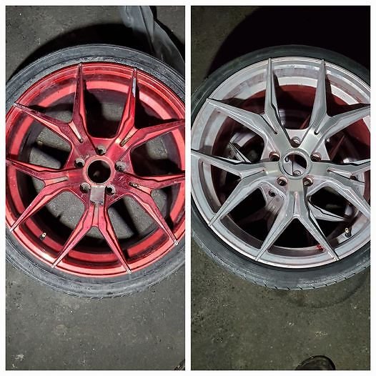 Wheel cleaning with dry ice blasting